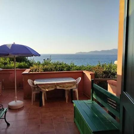 Mareviglioso Fronte Mare Sea Front * Magomadas