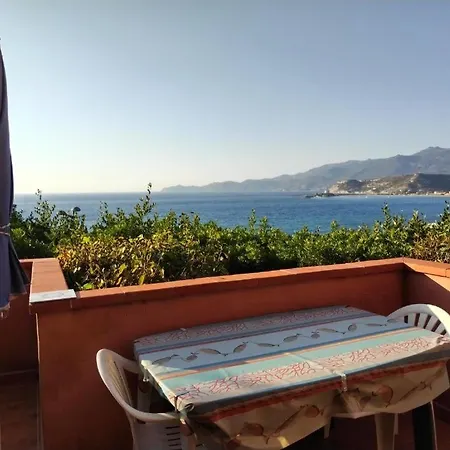 Apartman Mareviglioso Fronte Mare Sea Front Magomadas