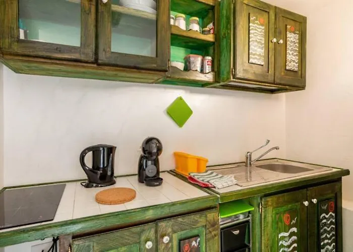 Mareviglioso Fronte Mare Sea Front Apartment Magomadas