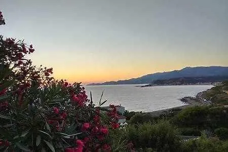 Mareviglioso Fronte Mare Sea Front Apartment *